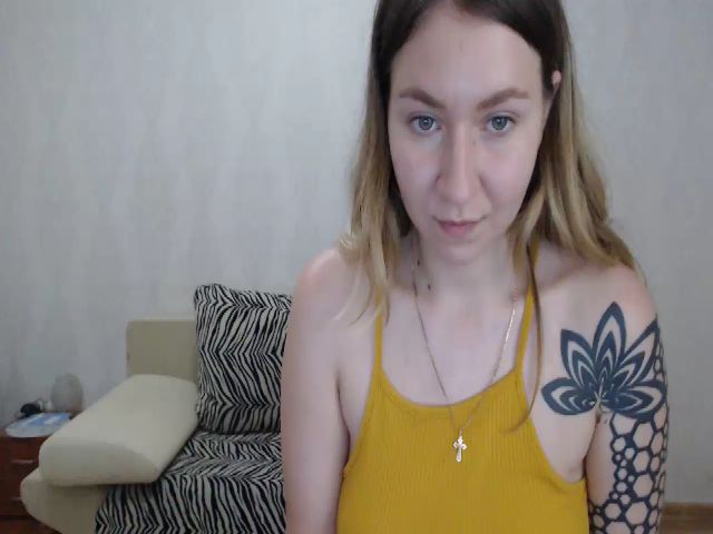 Live sex webcam photo for Emmillia #253465993