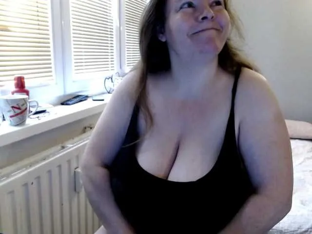 Live sex webcam photo for Bessy123 #243628426