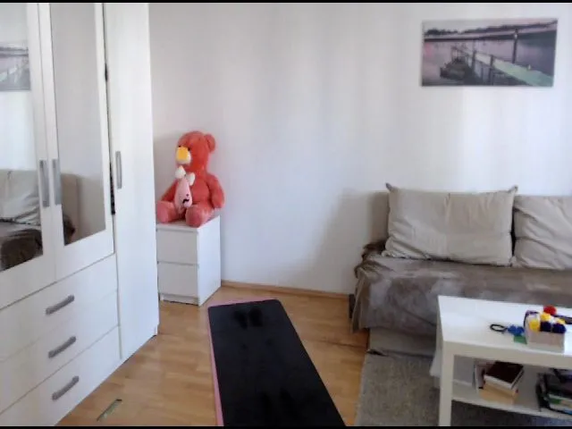 Live sex webcam photo for AyshaHappy #264161025