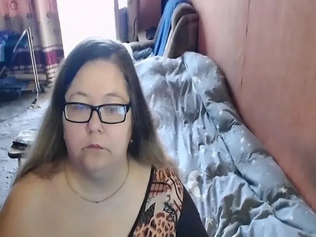 Live sex webcam photo for HotXXXGirl1 #252965058