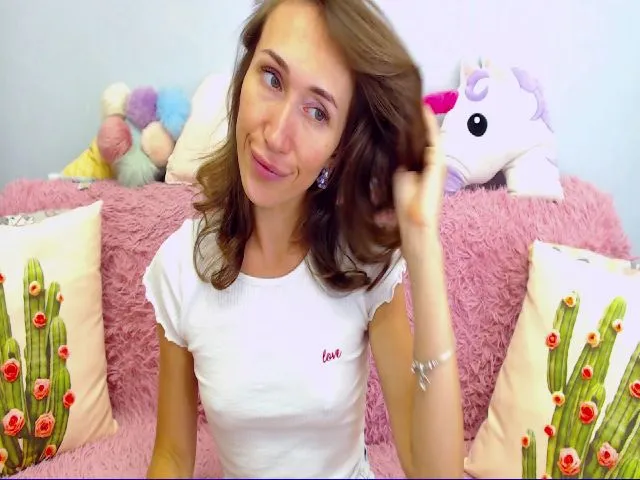 Live sex webcam photo for BeddableCis #261247103