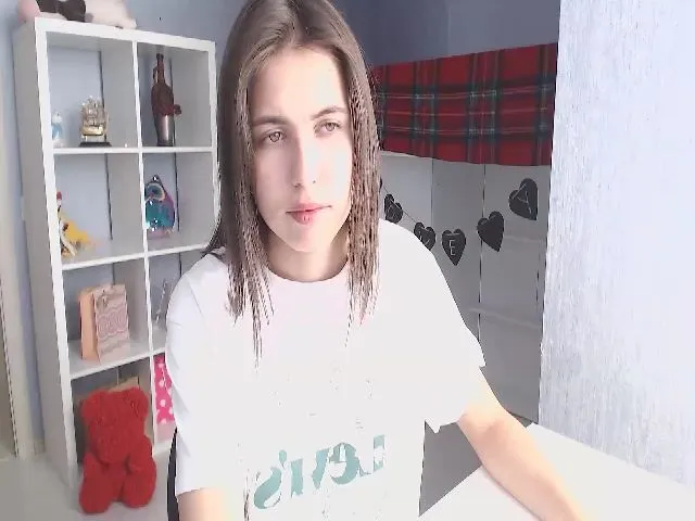 Live sex webcam photo for YourrAngell #259162780