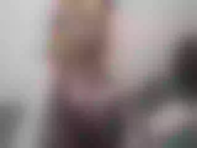 Live sex webcam photo for gizzell2 #241304774