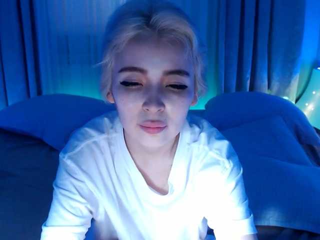 Live sex webcam photo for ChioChana #245462250