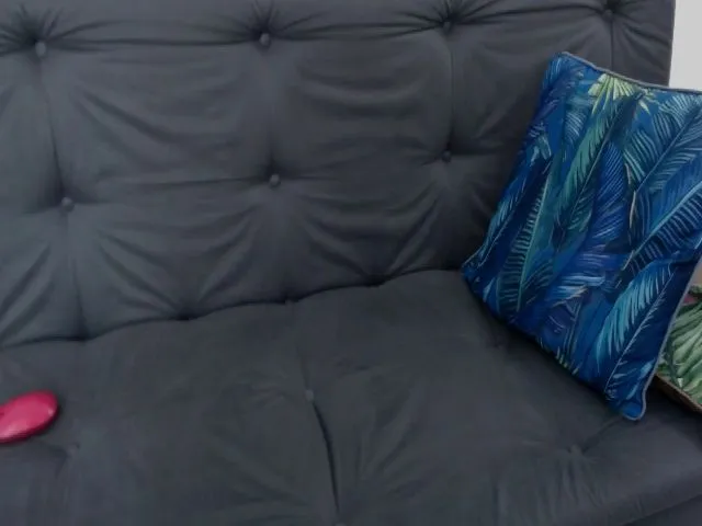 Live sex webcam photo for Cleohoney #258744682