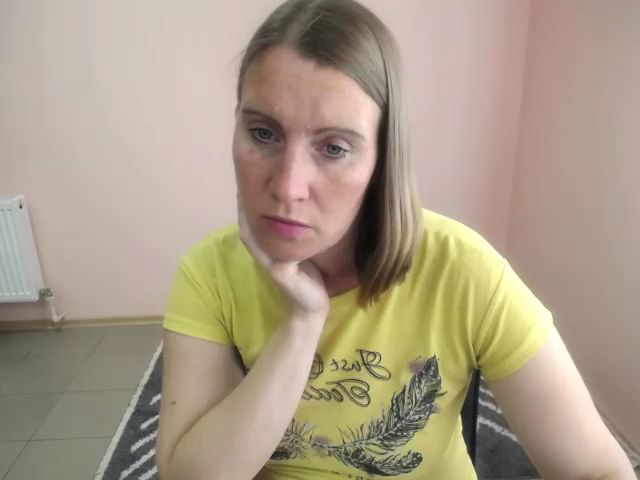 Live sex webcam photo for ChloePlay #258081167