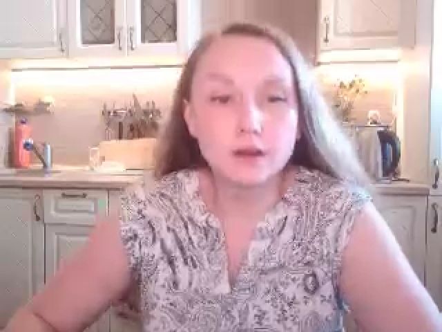 Live sex webcam photo for JaneGrey111 #253397384