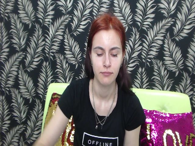 Live sex webcam photo for MollyTravis #255865851