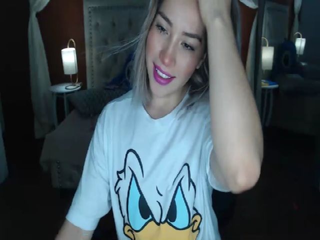 Live sex webcam photo for Vicky_Guzman #263199392