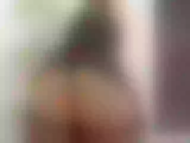 Live sex webcam photo for Sexyzoe_69 #262209972