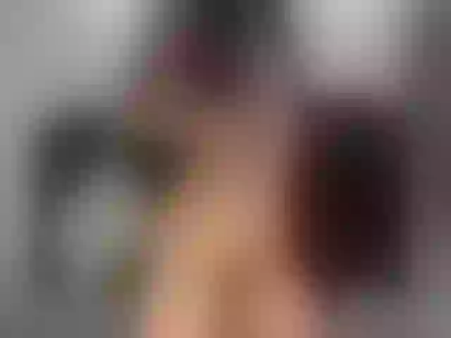 Live sex webcam photo for YoursLauren #257337831