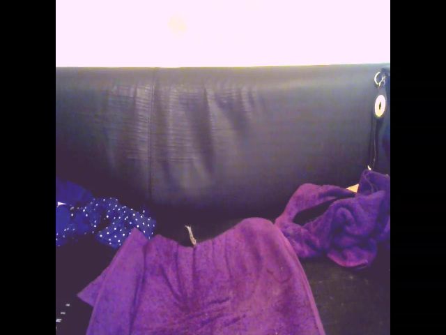 Live sex webcam photo for Sexygeny #261174138