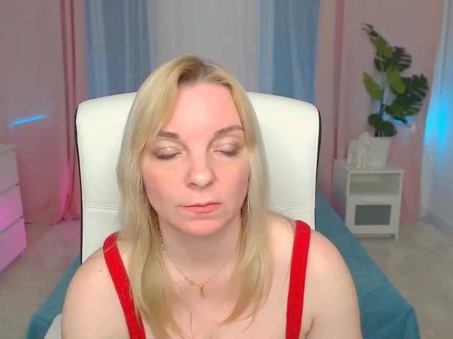 Live sex webcam photo for ReganLovely #244348488