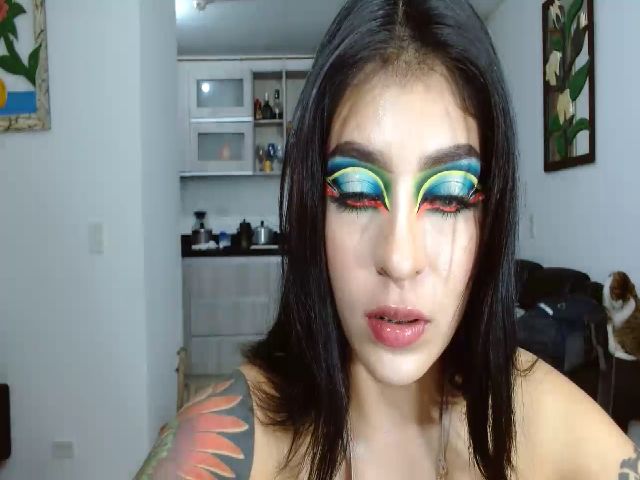 Live sex webcam photo for aleja_tatto #262439772