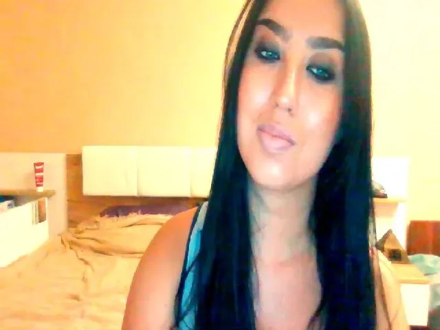 Live sex webcam photo for TiptoPanther #260757468