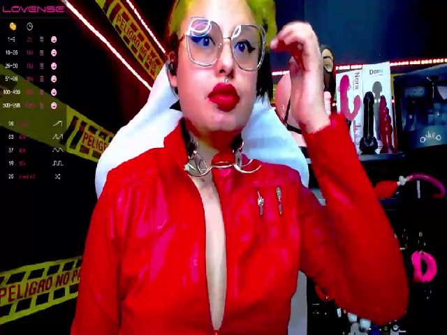 Live sex webcam photo for Rubi_slave #259172845