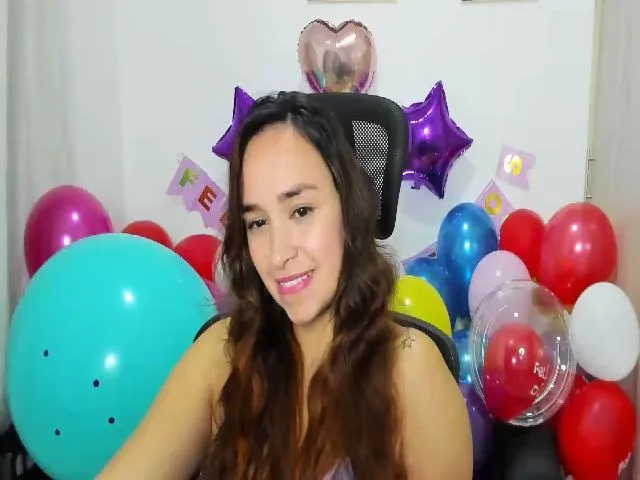 Live sex webcam photo for PaulinaSoler #262379775