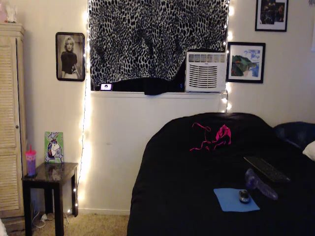 Live sex webcam photo for Sparkle_Pinup #253289840