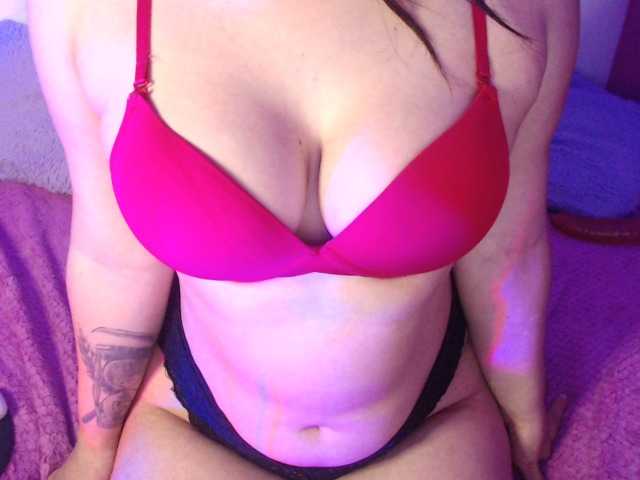 Live sex webcam photo for DIKA-SEXXX #241269145
