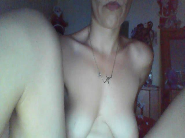 Live sex webcam photo for ElssaJohnson #255131453