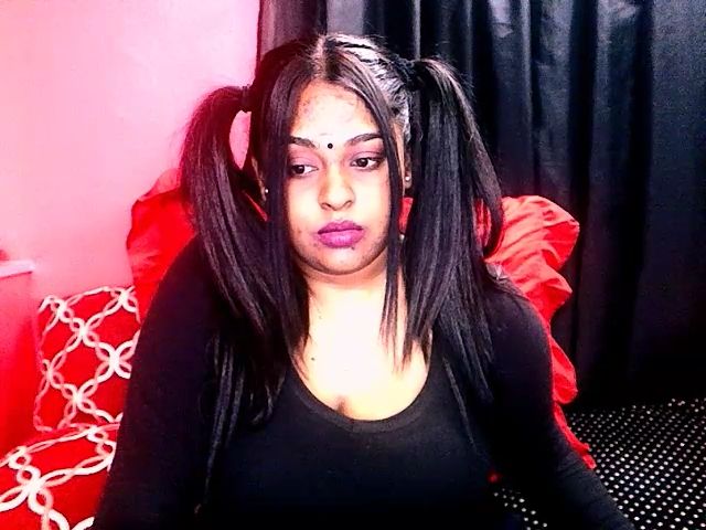 Live sex webcam photo for Indianstorm4u #254683930