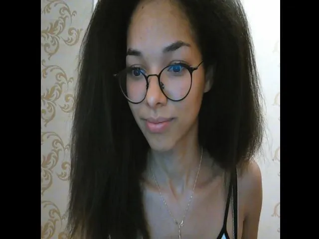 Live sex webcam photo for Carmel_Dee #252659507