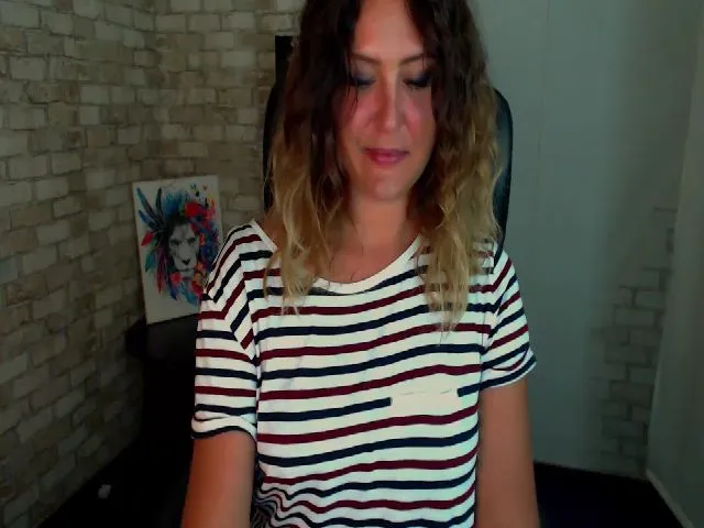 Live sex webcam photo for Noreya #253904745