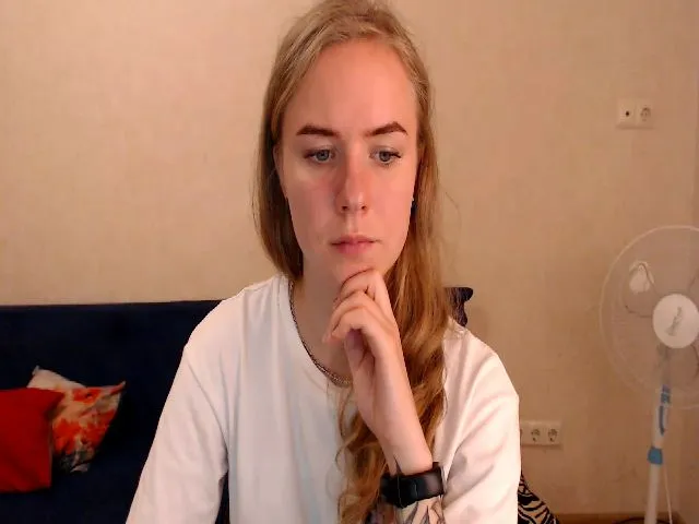 Live sex webcam photo for Limana_xo #252637365