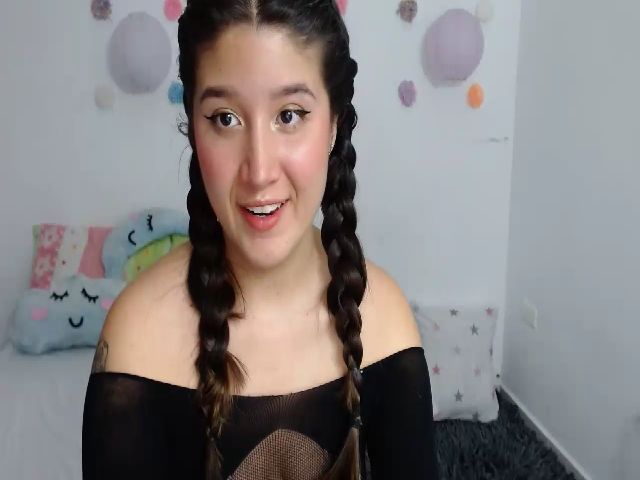 Live sex webcam photo for Em_aa #254668846