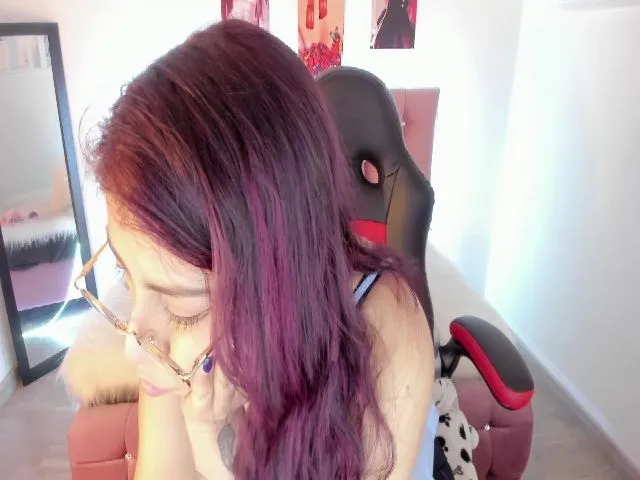 Live sex webcam photo for Irene__larson #263931880