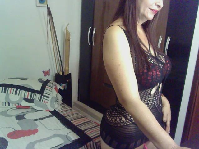 Live sex webcam photo for Milfsexy_ #260580351