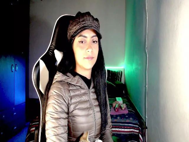 Live sex webcam photo for Vanessax10 #255534516