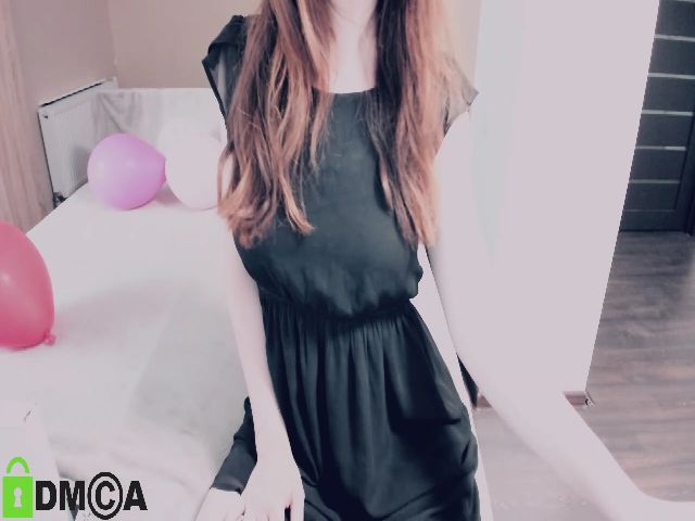 Live sex webcam photo for VellaB #261308210