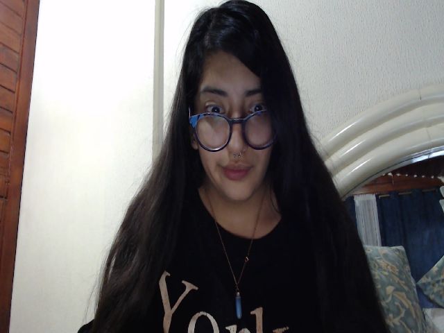 Live sex webcam photo for CatLover_9 #264643728