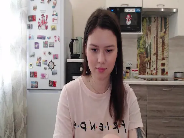 Live sex webcam photo for WonderXGirlXX #258123958