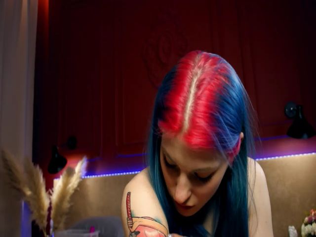 Live sex webcam photo for Purple_Foxy #265242943