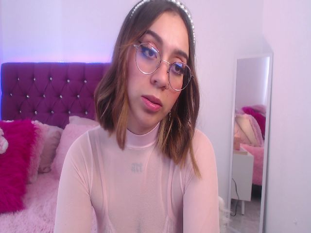 Live sex webcam photo for SamPuckett #254869522