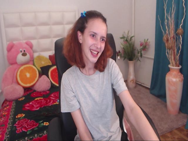 Live sex webcam photo for IrisNichols #257279482