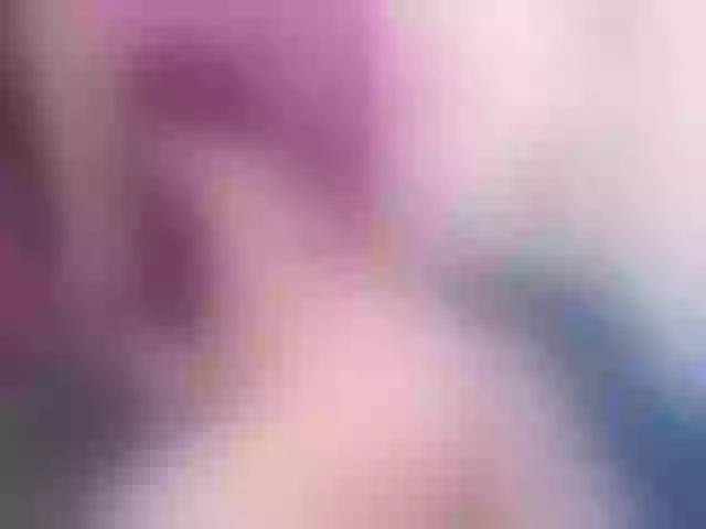 Live sex webcam photo for Kloeluv20 #260746700