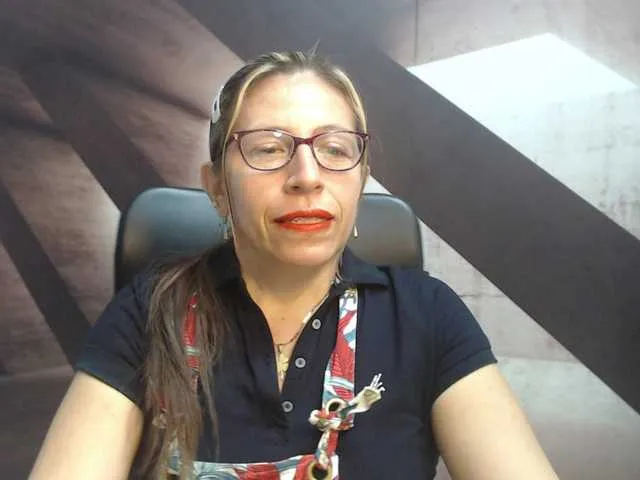 Live sex webcam photo for maturehot-1 #241506444