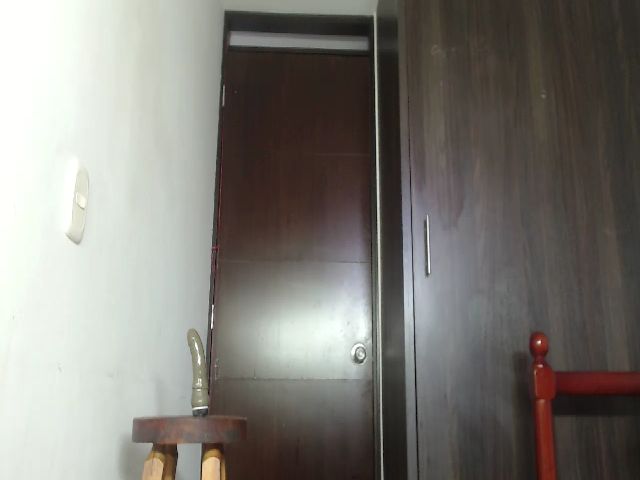 Live sex webcam photo for Fitdaly #265168421