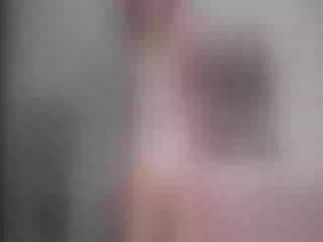 Live sex webcam photo for AmberMaze #261315313