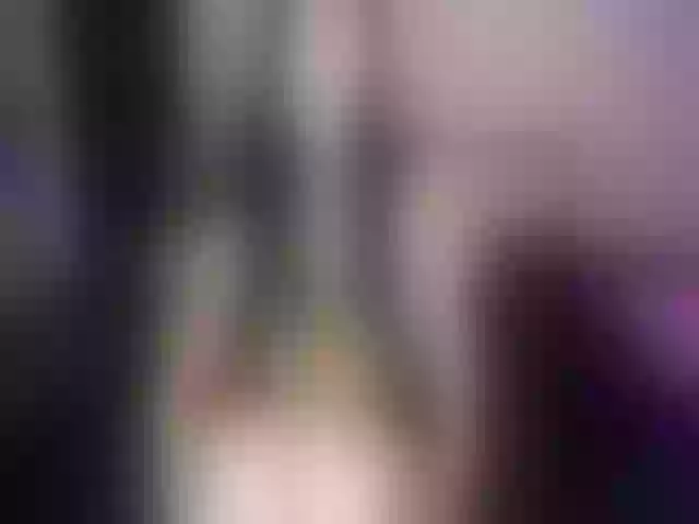 Live sex webcam photo for SaoriYing #253004461
