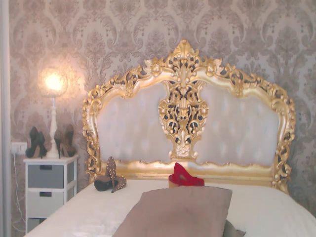 Live sex webcam photo for GoddessKatia #254424840