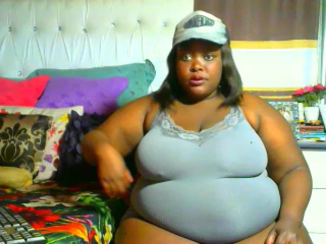 Live sex webcam photo for Queenbbw694u #253755642