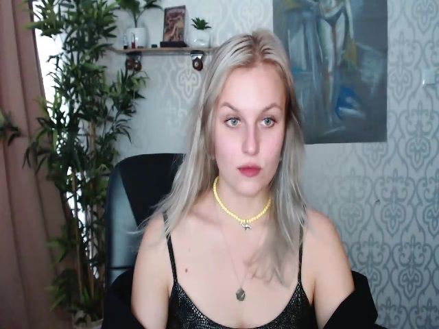 Live sex webcam photo for Dorina_xX #263688520