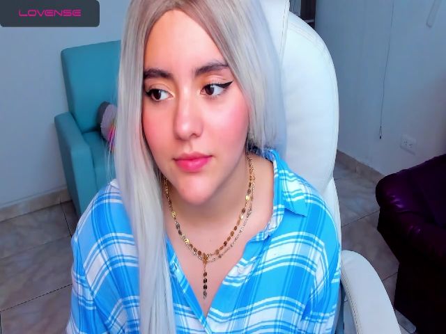 Live sex webcam photo for Tasha_cooper1 #255369494