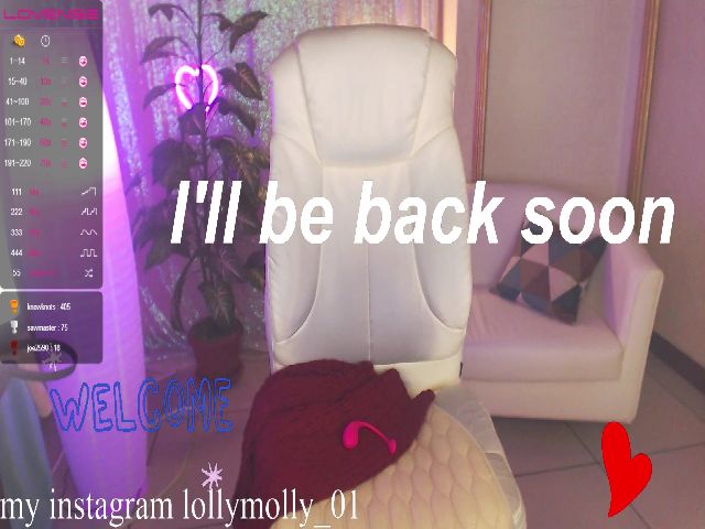 Live sex webcam photo for MollyLoo #253135495