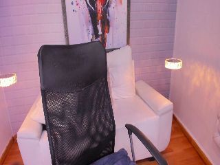 Live sex webcam photo for KervelinRoger #251656860