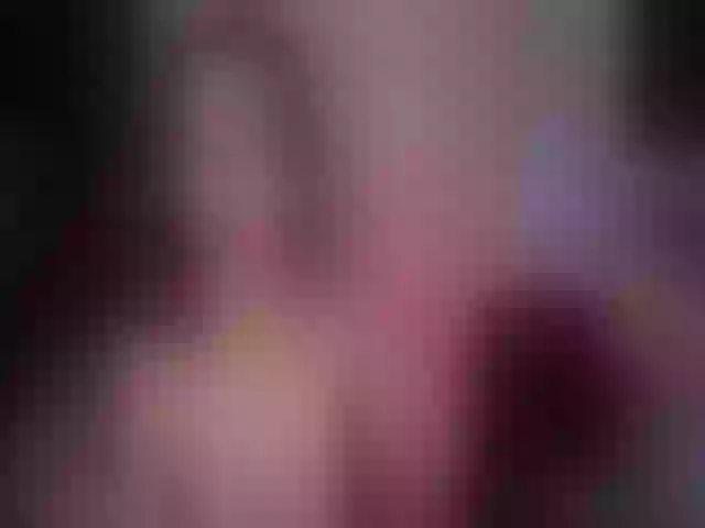 Live sex webcam photo for LesbianTails #261836068